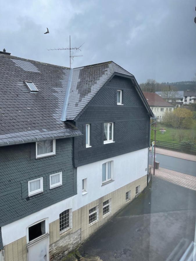 Monteurzimmer Zimmer + Wc فيلنغن المظهر الخارجي الصورة